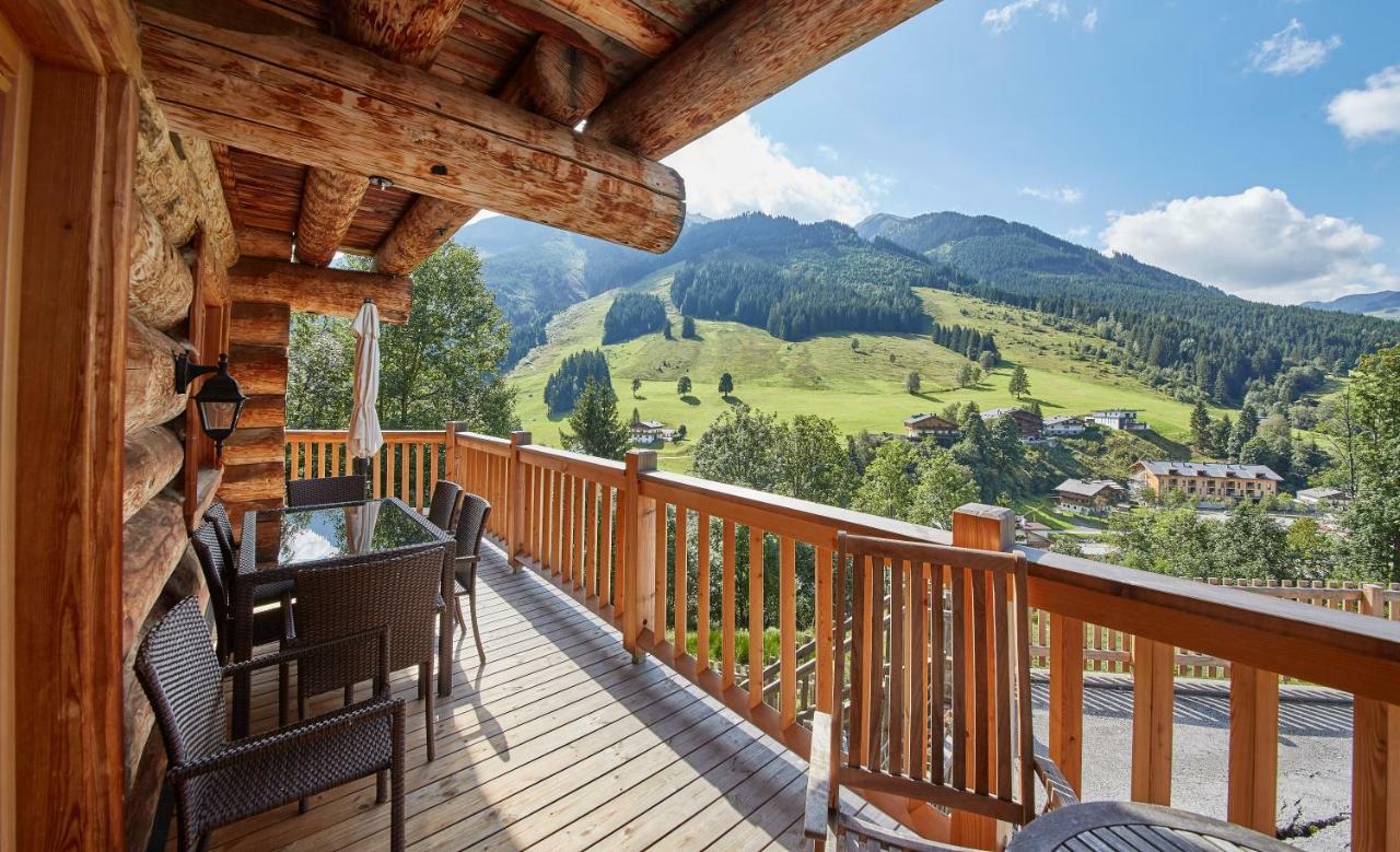 Chalets Blockhaus Saalbach By Holidayflats24 Villa Exterior photo